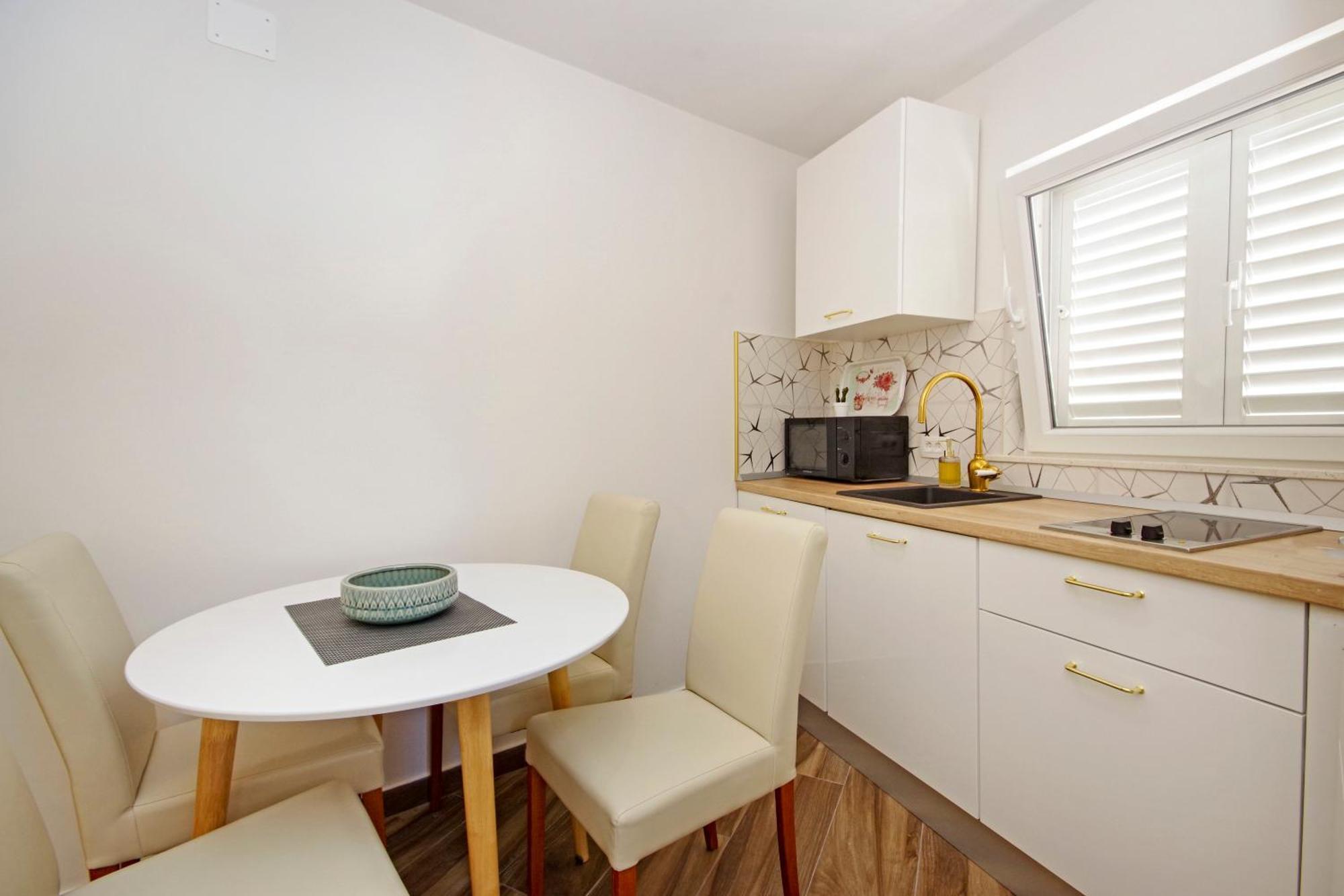 Apartments Roma Baška Voda Esterno foto
