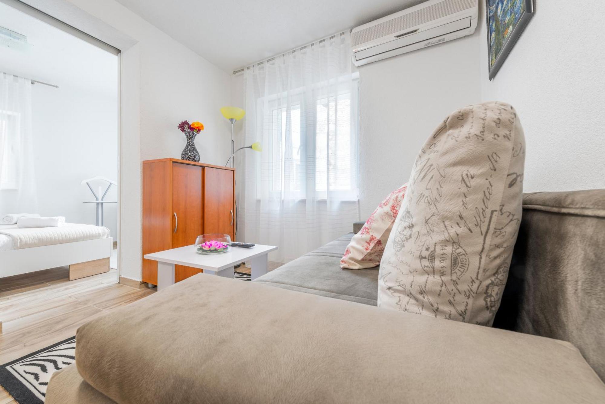 Apartments Roma Baška Voda Esterno foto