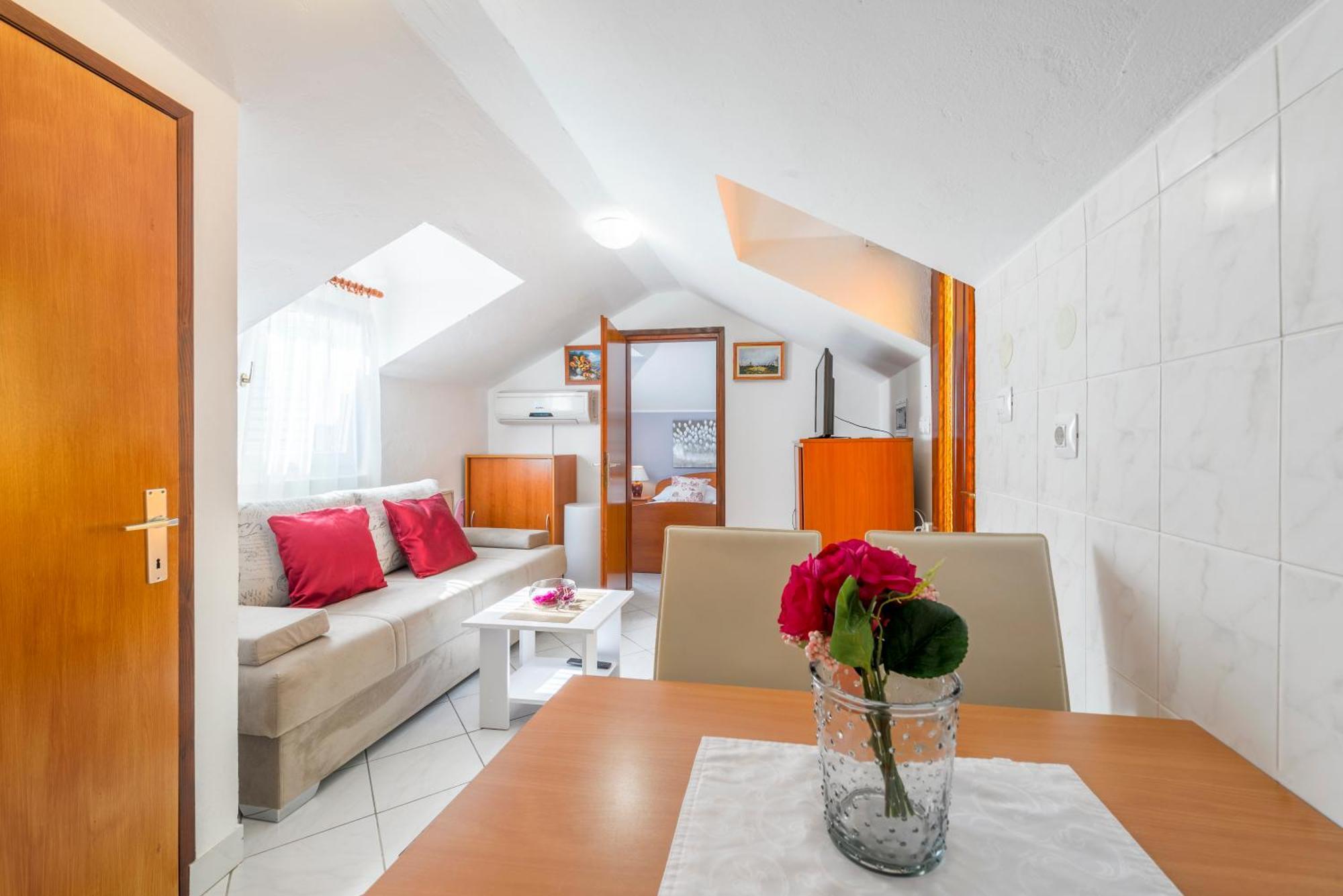 Apartments Roma Baška Voda Esterno foto